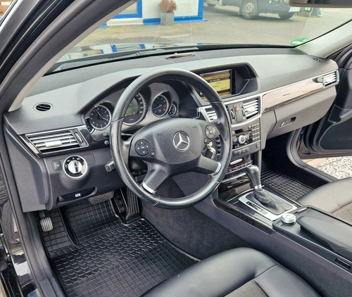 Mercedes-Benz Klasa E cena 52999 przebieg: 116000, rok produkcji 2010 z Goleniów małe 562